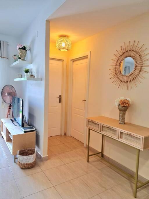 Homely Apt In Modern Building With Pool San Miguel de Abona Zewnętrze zdjęcie